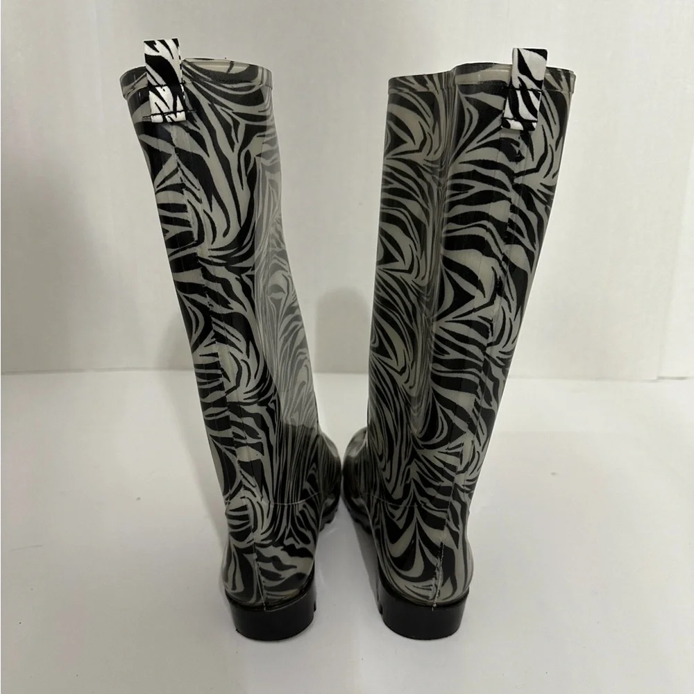 Capelli New York Zebra Print Rain Boots Black White Women’s Size 7 US Waterproof